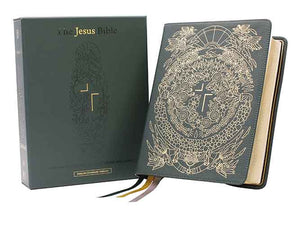 The Jesus Bible Artist Edition ESV Limited Edition [Green]