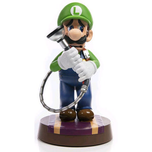 Luigi's Mansion 3 - Luigi 9" PVC Statue Standard Edition