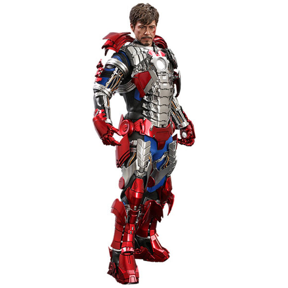 Iron Man 2 - Tony Stark Mark V Suit Up 1:6 Scale 12