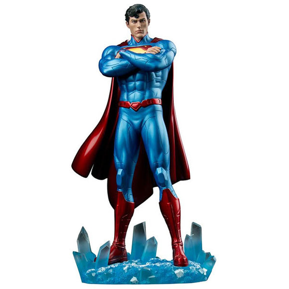 Superman (Comics) - New 52 Superman 1:6 Scale Statue