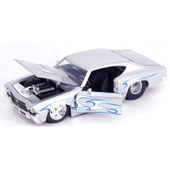 Big Time Muscle - Chevy Chevelle SS 1969 Silver 1:24 Scale Die-Cast Vehicle