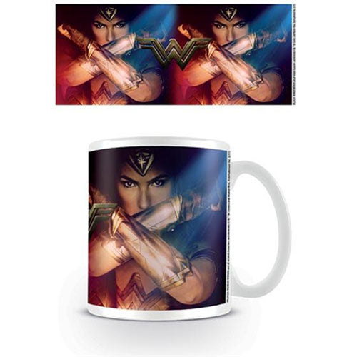 Wonder Woman - Pose Mug